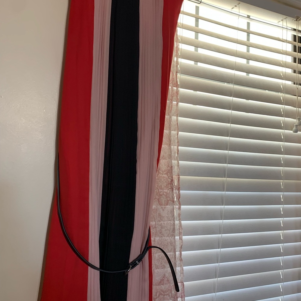 Dress - Picture 3 of 5